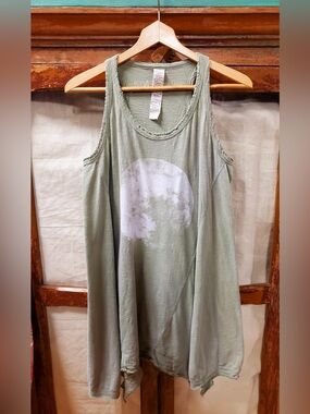 ⭐️RARE Magnolia Pearl Moon Tank Tunic Top Sage Green Moon Print OS